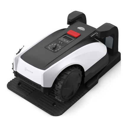 Ecovacs GOAT O800 RTK — 10