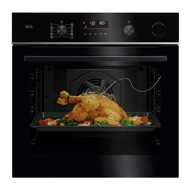 Черный духовой шкаф с функцией пара AEG TR6PB531SB