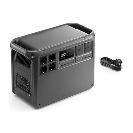 DJI Power 2000, ar pievienotu kabeli