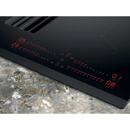 Electrolux ECC8344 Iebūvējamā plīts virsma ar integrētu tvaika nosūcēju, 9. attēls