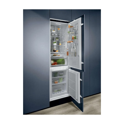Electrolux ENC8MD19S Iebūvējams ledusskapis, image 2