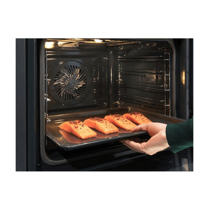 Electrolux EOB8S39Z, atvērtas durvis 3