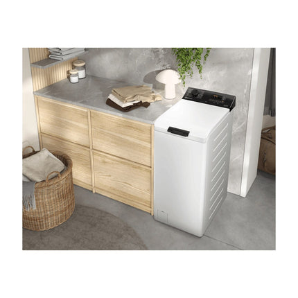 Electrolux EW6T826E, in a room setting