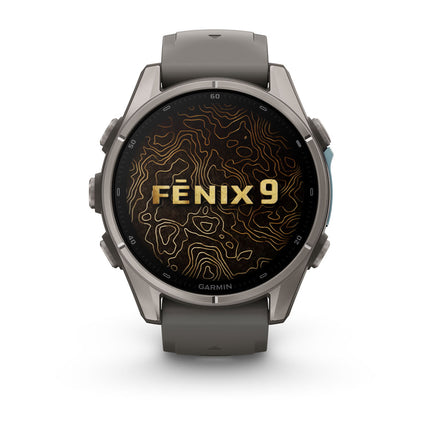 Garmin Fenix 9 43mm Titanium with Pebble Gray silicone band, slīpi